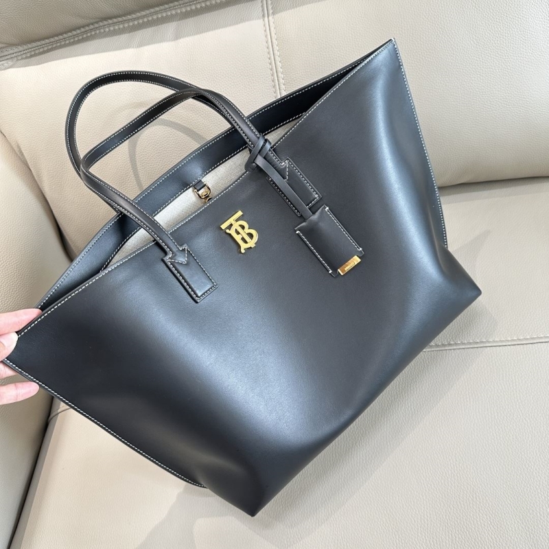 Bv*b*rry shopping bags